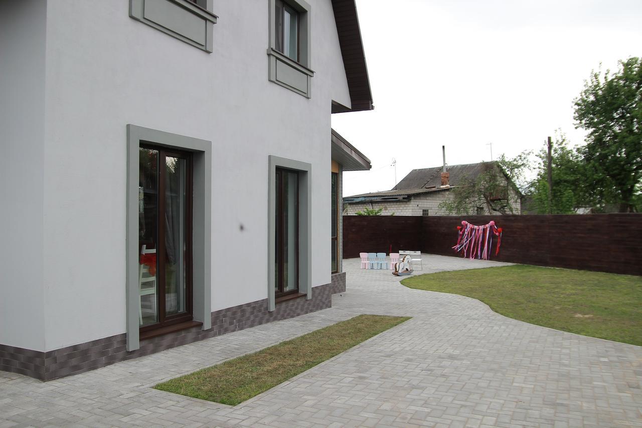 Shale Na Polotskoy Villa Bobruisk Bagian luar foto