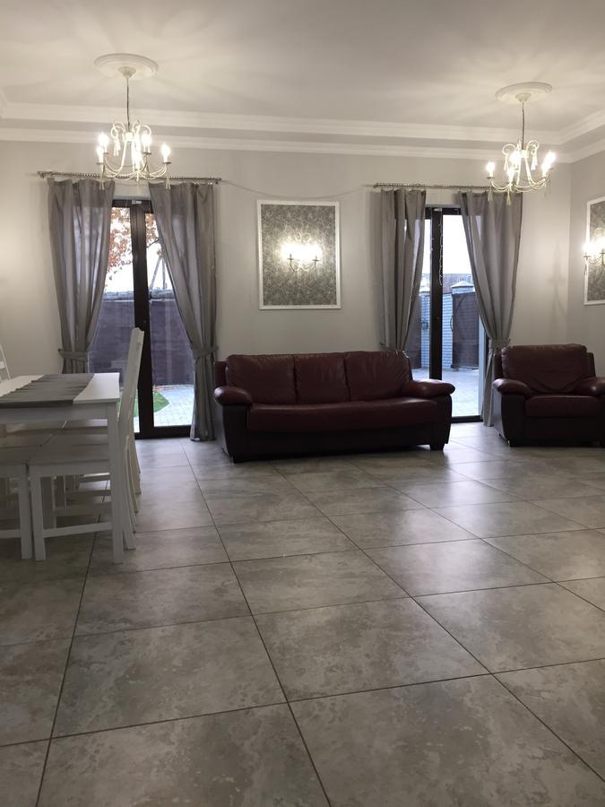 Shale Na Polotskoy Villa Bobruisk Bagian luar foto