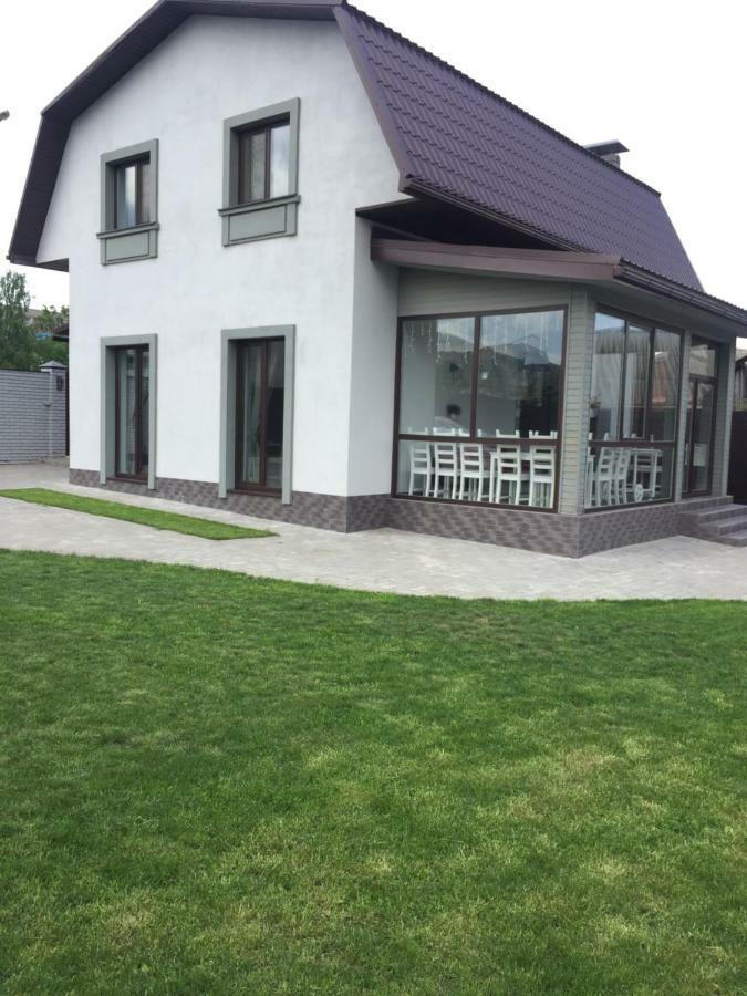 Shale Na Polotskoy Villa Bobruisk Bagian luar foto